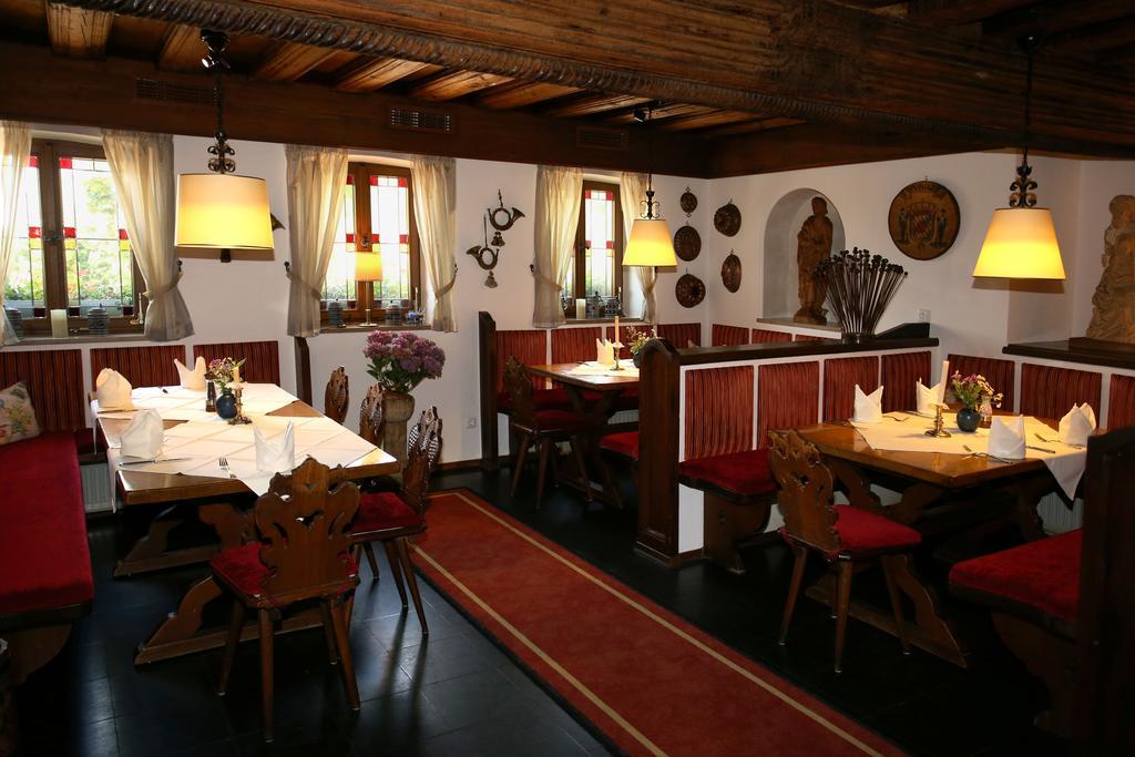 布劳雷嘎斯霍夫兰德维尔布劳酒店 Reichelshofen 外观 照片